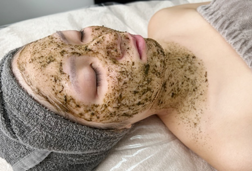 FACIAL